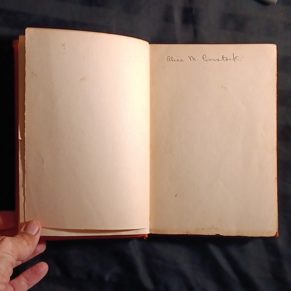 Book - Picture 5 of 6